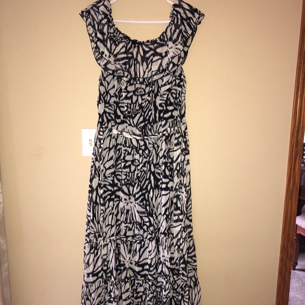 Black and White floral dress with strap